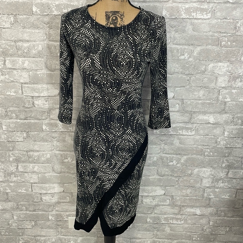 Le Lis Sadey Knit Dress